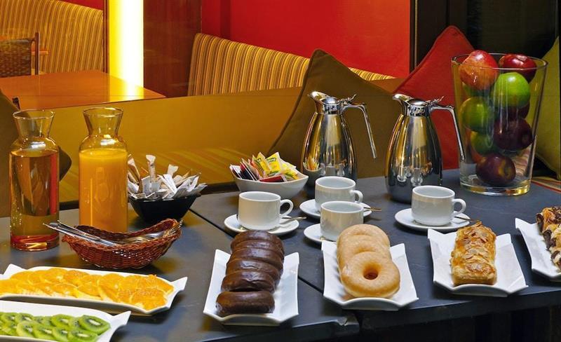 Hotel Indigo Madrid - Princesa By Ihg Buitenkant foto